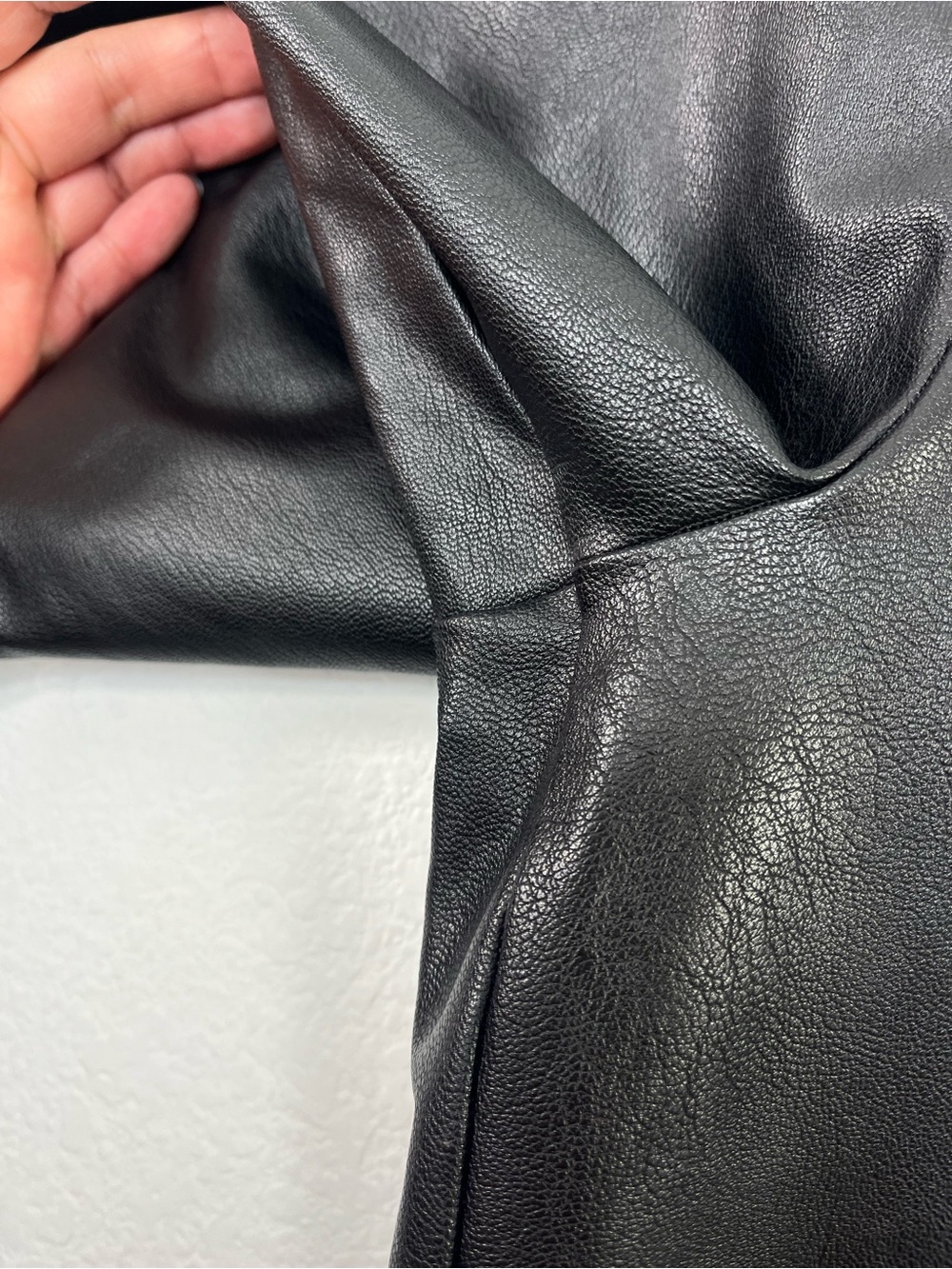 SPANX Black Faux Leather Kick Flare Ankle Crop Pants size Medium 20848R - Picture 4 of 10